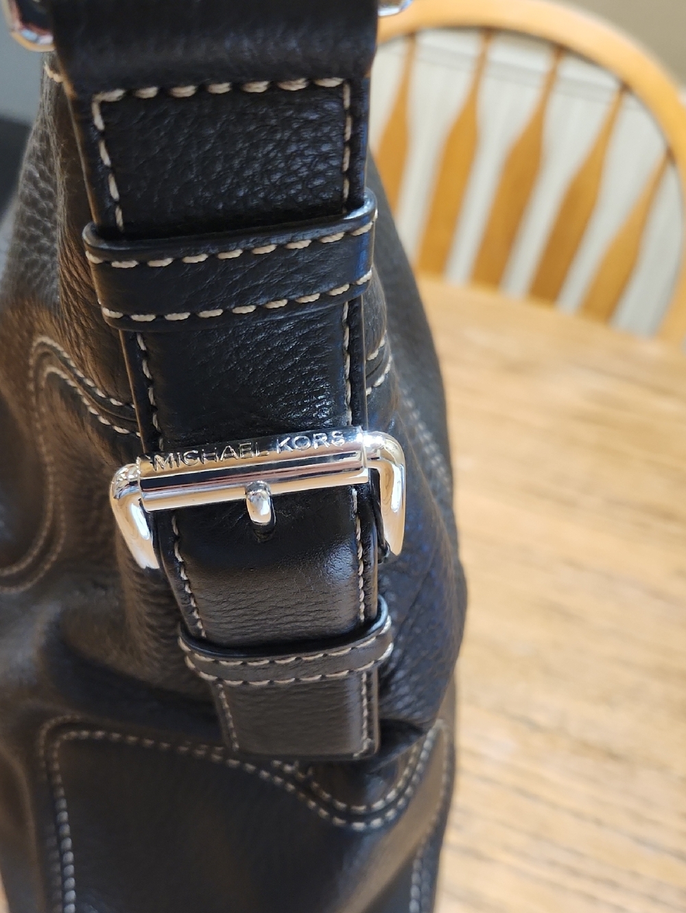 Michael Kors Tote Bag - Picture 7 of 10